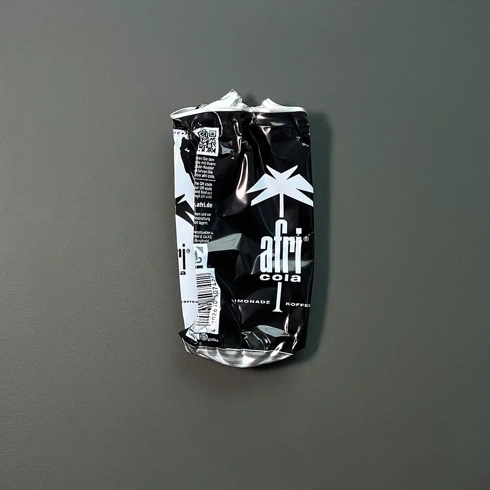 CRUSHED-Africola_1_08-2025